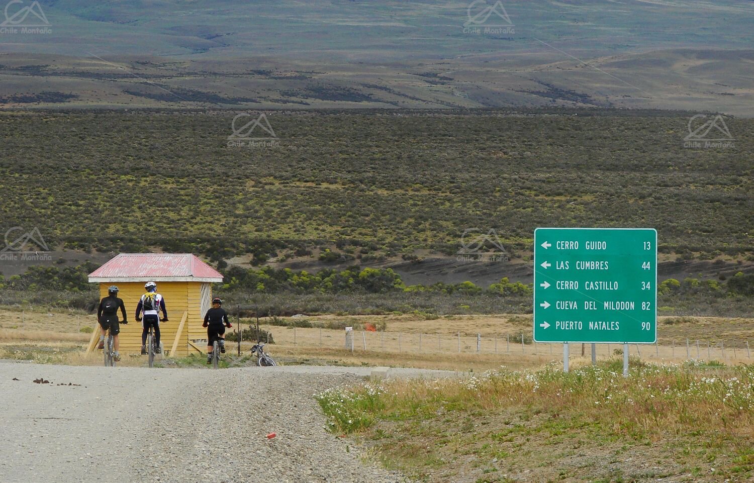 ChileMontana Patagonia in Two Wheels 16h.jpg