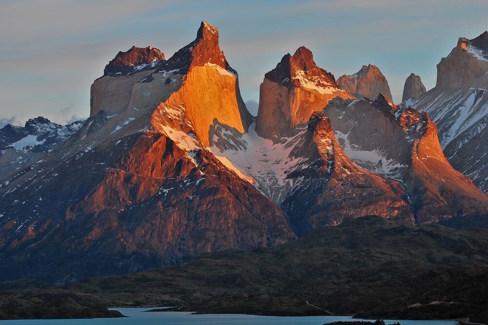 Torres del Paine W Trek in Patagonia Chile Montaña - Main Image