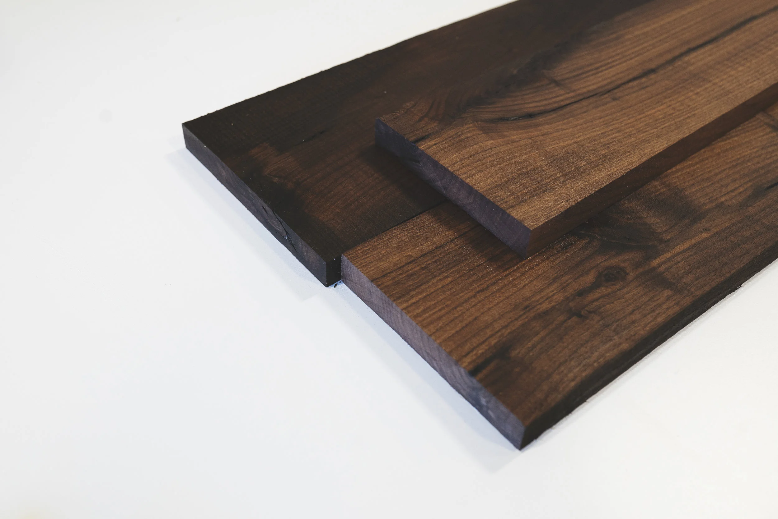 RUSTIC WALNUT