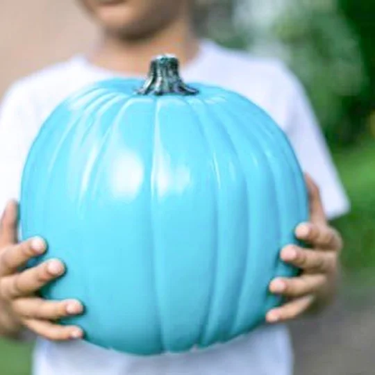 Halloween is around the corner! 🎃 This is a holiday that so many children (and adults for that matter 😆) look forward to- getting dressed up, Halloween parades, and of course- trick or treating. Have you noticed the teal pumpkins? Teal is the new orange... 😊⁠
⁠
The Teal Pumpkin Project was designed to raise awareness about food allergies by incorporating non- food trinkets and toys as additions or alternatives to what Halloween has become known for- candy! By placing a teal pumpkin in front of your home or apartment door, you can let trick or treaters know that you have something that food allergy kiddos can enjoy, making Halloween more safe and inclusive for all trick or treaters.⁠
⁠
Even if your family doesn't have an allergy in your household, taking part in the Teal Pumpkin Project can be a rewarding and enjoyable experience for all! For some DIY projects with your kids, you can carve your pumpkin and paint or decorate your pumpkin teal or create a DIY giveaway for food- allergy