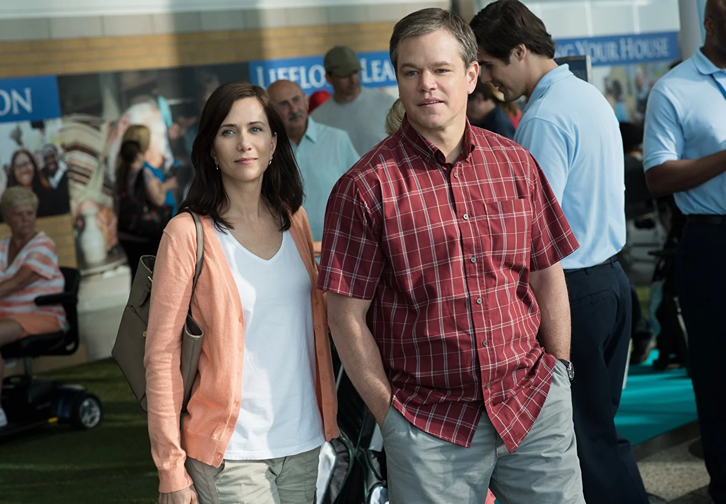 Downsizing_CostumeDesign_WendyChuck_9.jpg