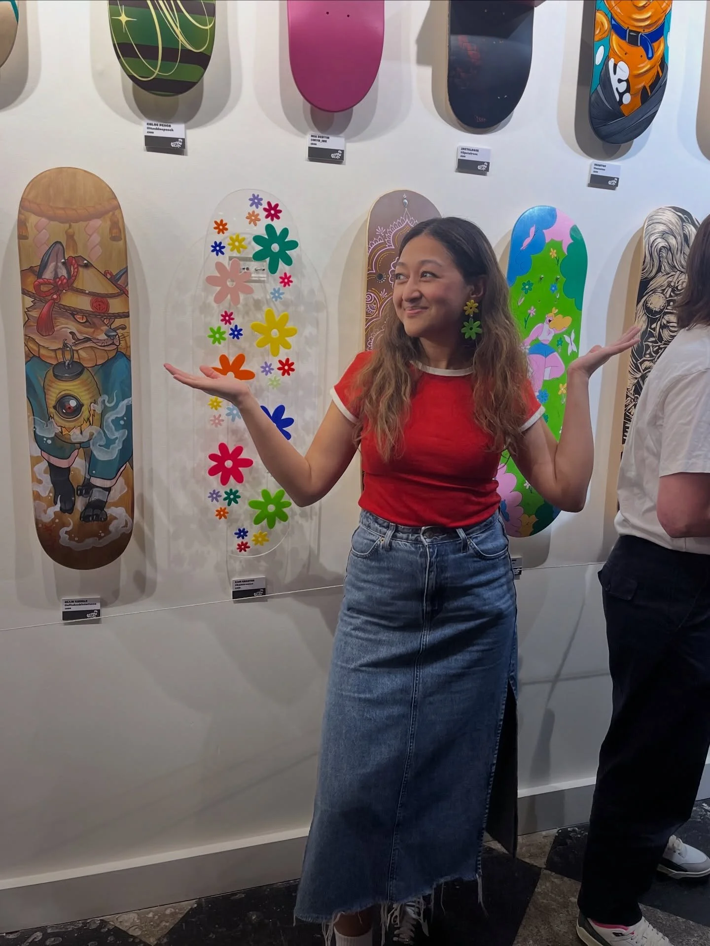 You can buy our 1 of 1 skateboards at the Decked Art show 🤩 🛹 💥

Head to @theymadethistagram to take your fave home today or you can also buy on their website 😝💖

#skateboardart #decked2 #skatedeck #oneofone #londonartgallery