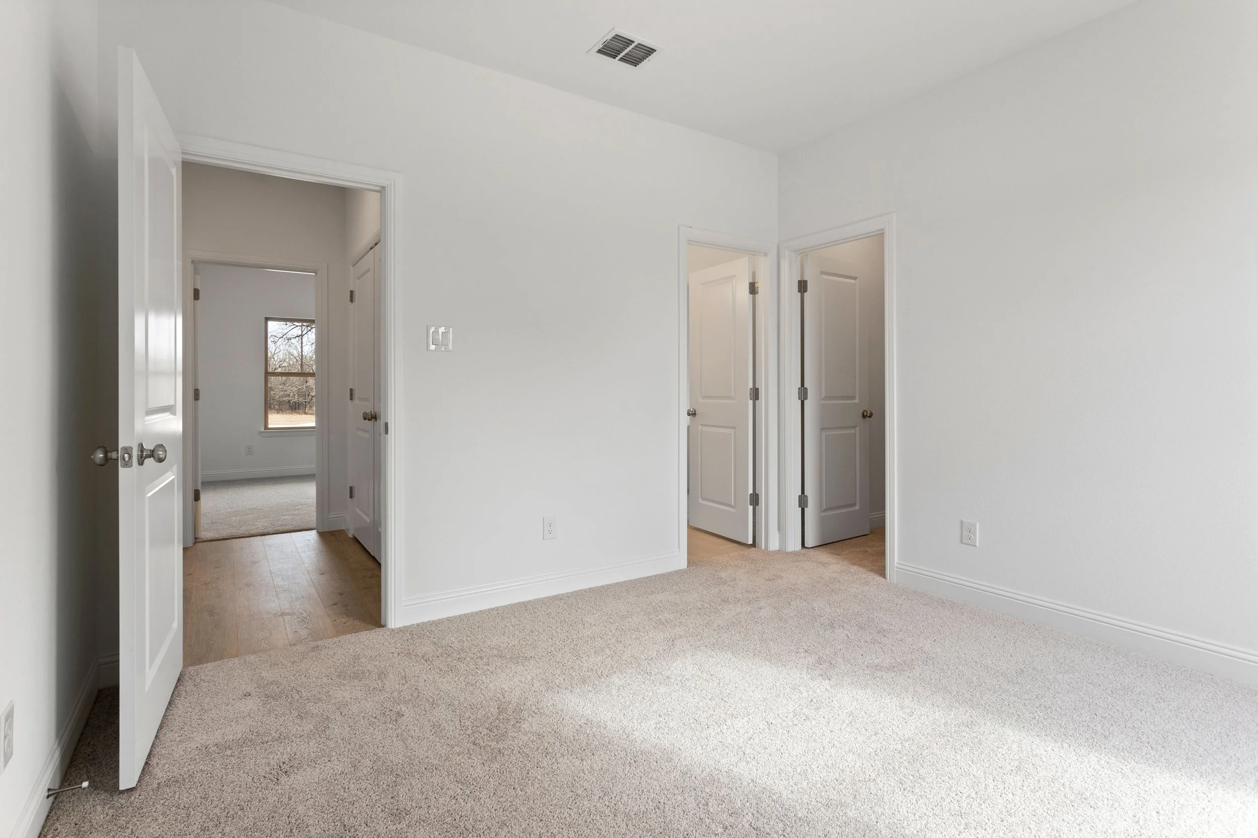 125 Tobiano Trace-35.jpg