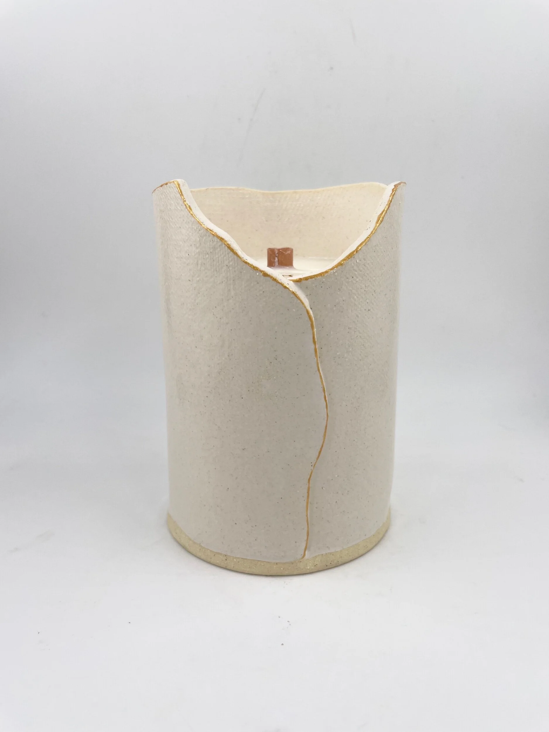 AE2DD2DF-FC6A-4D7D-BD46-ED9B9B4A9A67