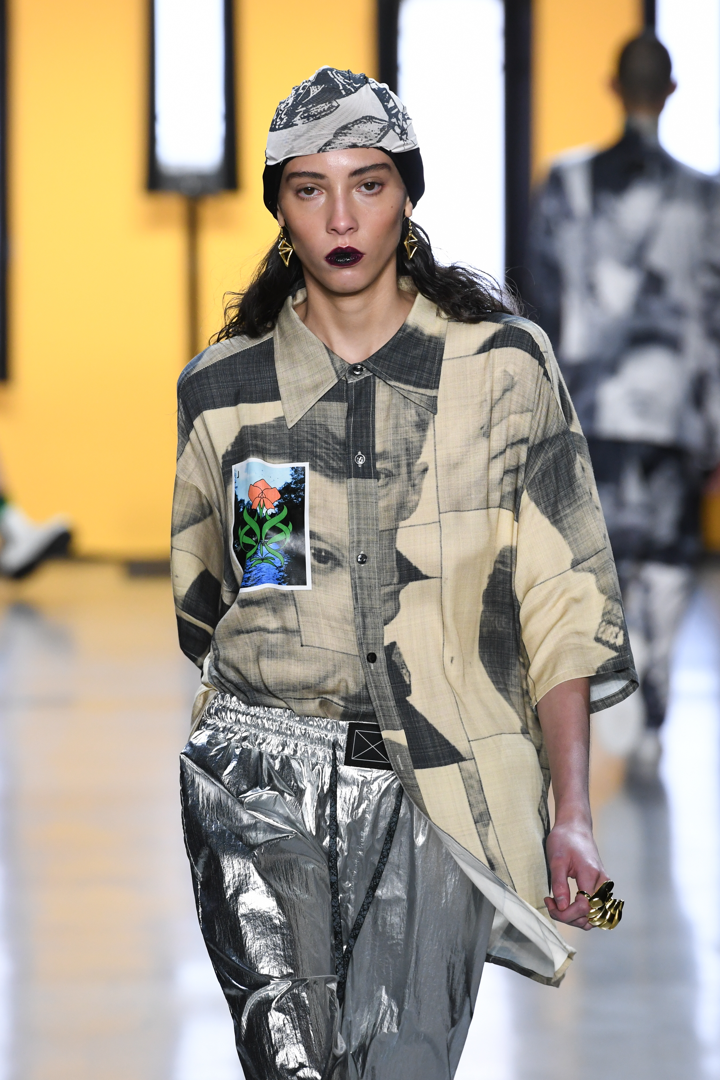 BFA_DirtyPineapple_SS20_Look2CloseUp.jpg