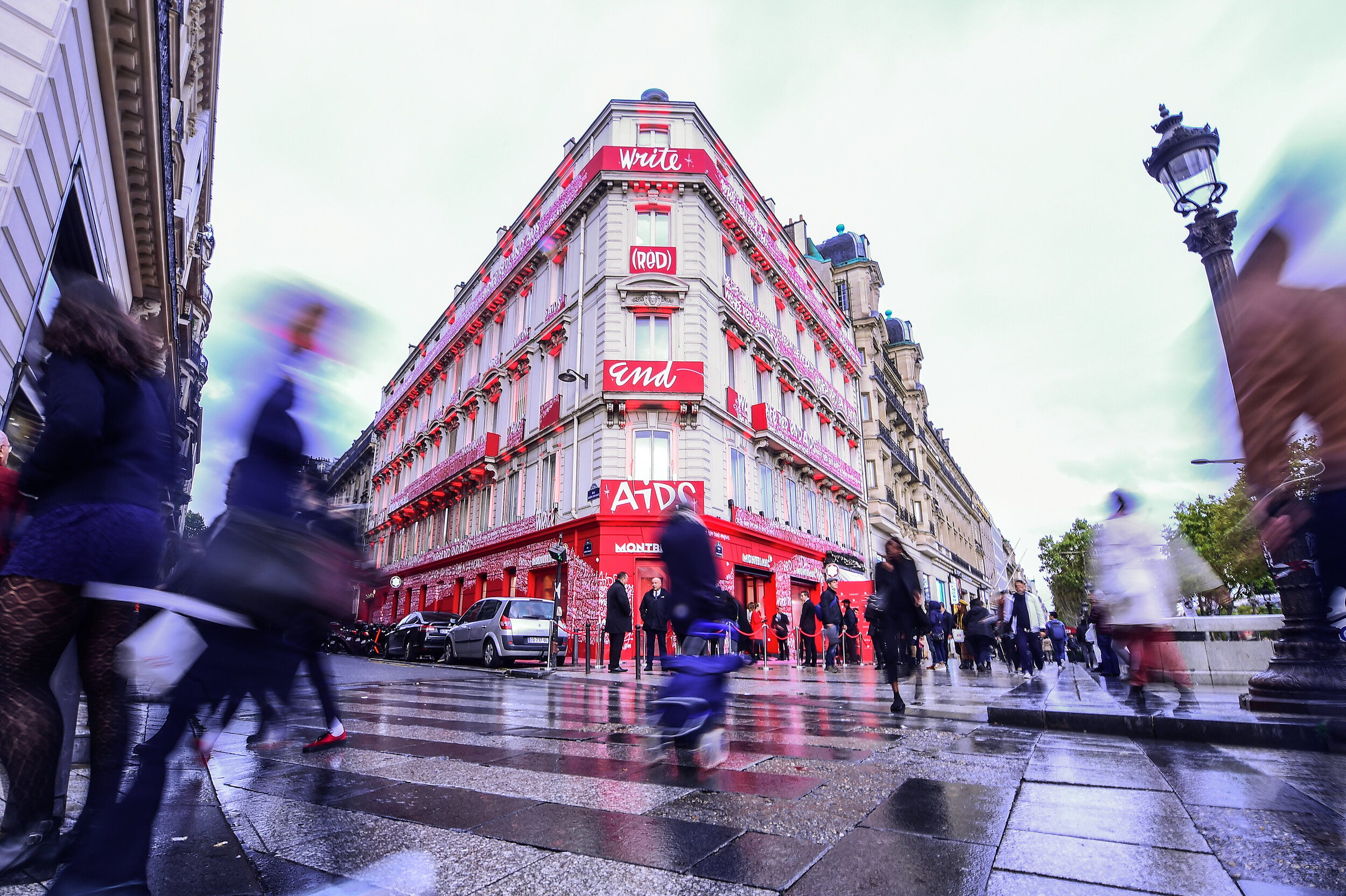  PARIS, FRANCE - OCTOBER 08: Exterior of the boutique during the Montblanc: (Red)Launch event cocktail at the Boutique Champs-Elysees on October 08, 2019 in Paris, France. (Photo by Anthony Ghnassia/Getty Images For Montblanc) 