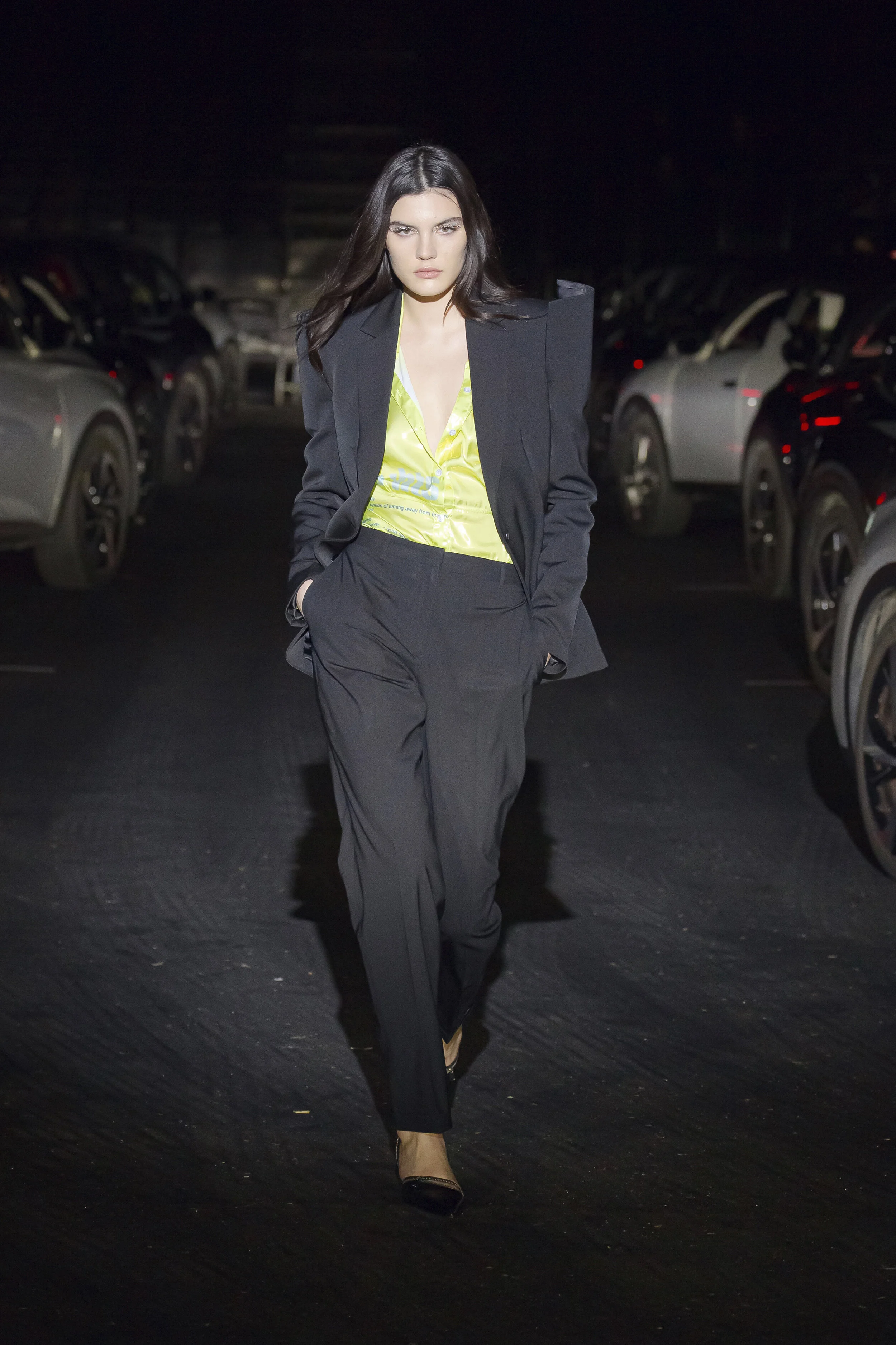 Look 10 - LOLA.jpg