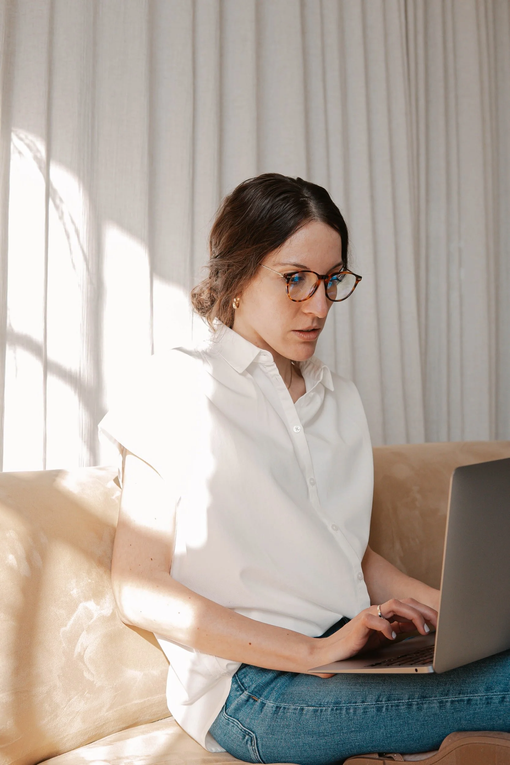How To Successfully Manage Your Writer’s Block With Productivity Hacks