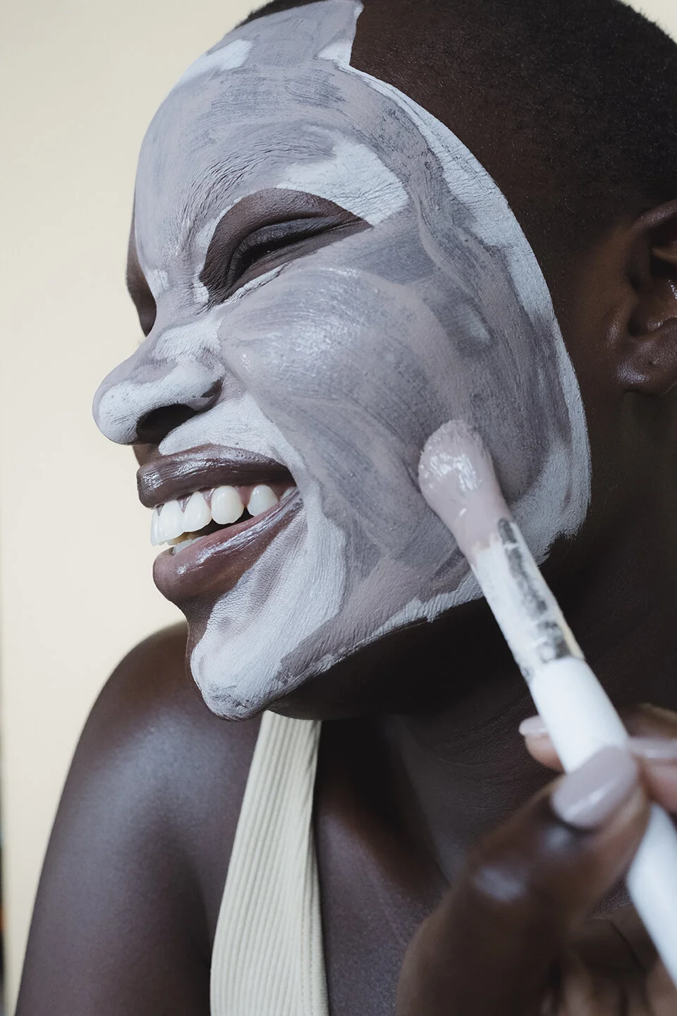 Sustainable Beauty Tips: How To Keep Your Skin Looking Young