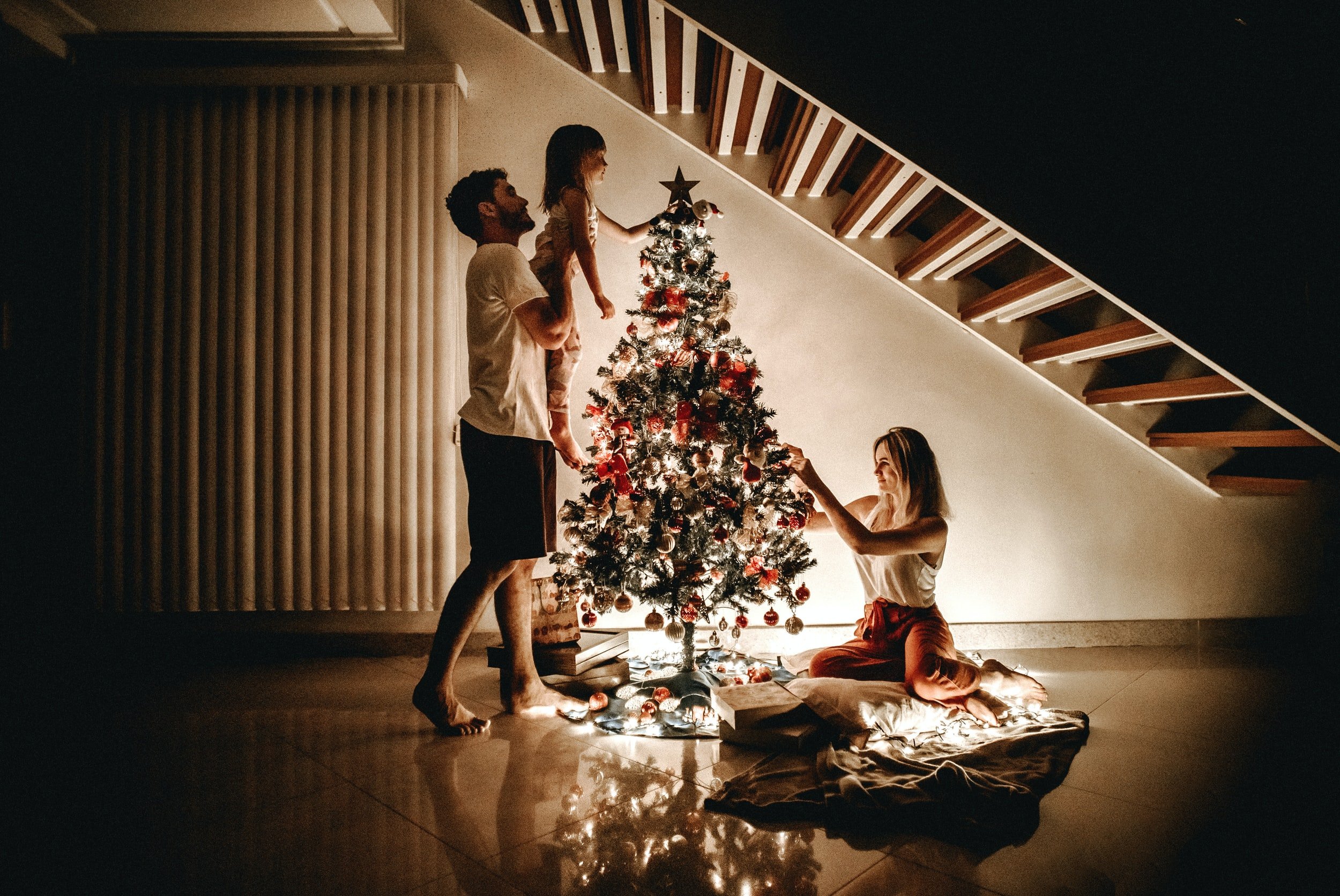How To Celebrate An Old Fashioned And Conscious Christmas With Family