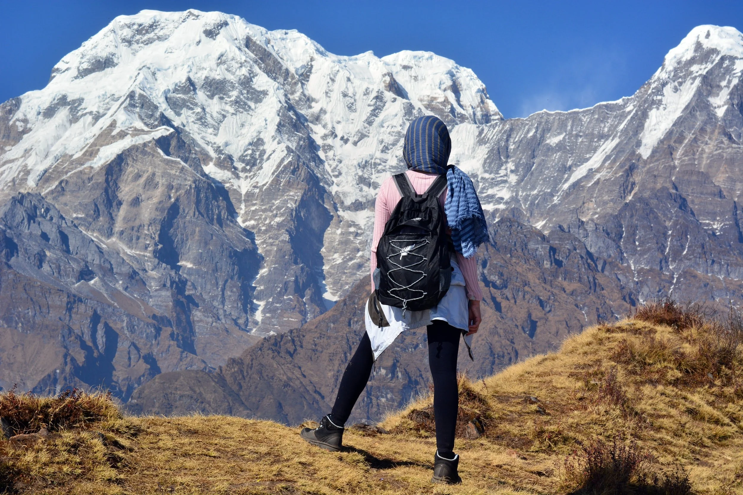 Essential Gear And Equipment That You Need To Have With You When Hiking
