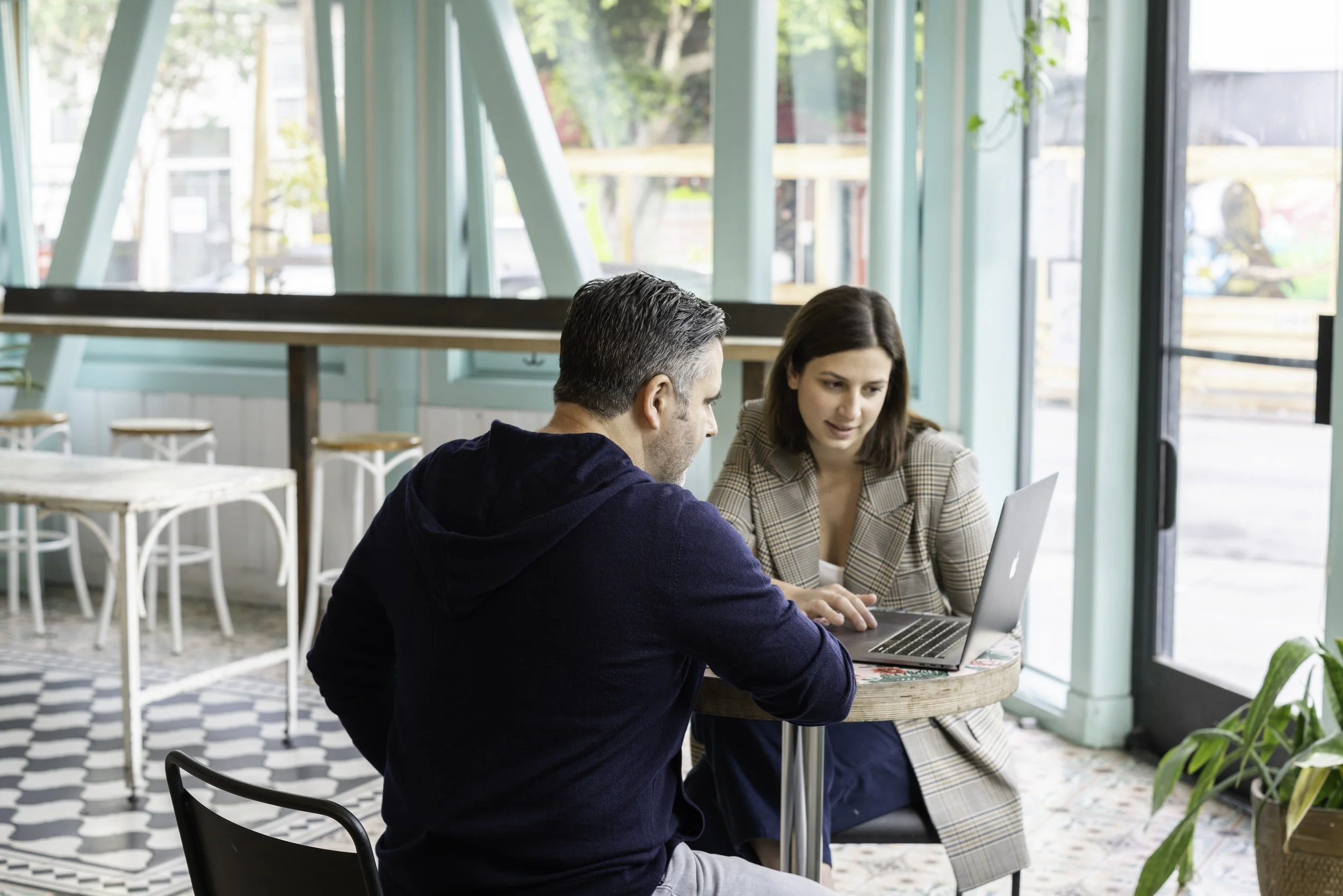 Effective Ways For Using LinkedIn For Your Business Growth