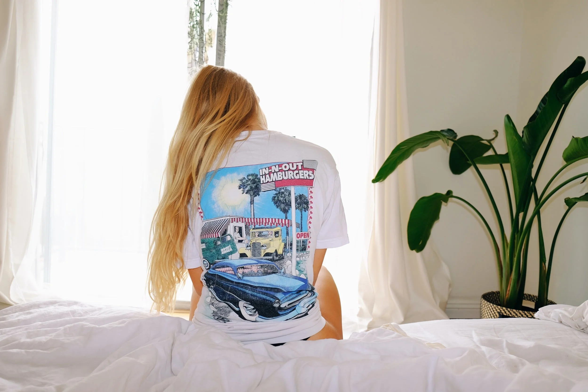 T-Shirt Fashion 101: 8 Trends To Expect In 2022 And Beyond