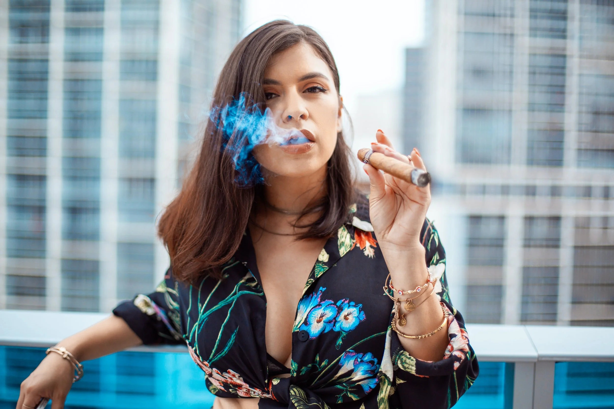 A Guide On Smoking With Style: 6 Rules To Follow