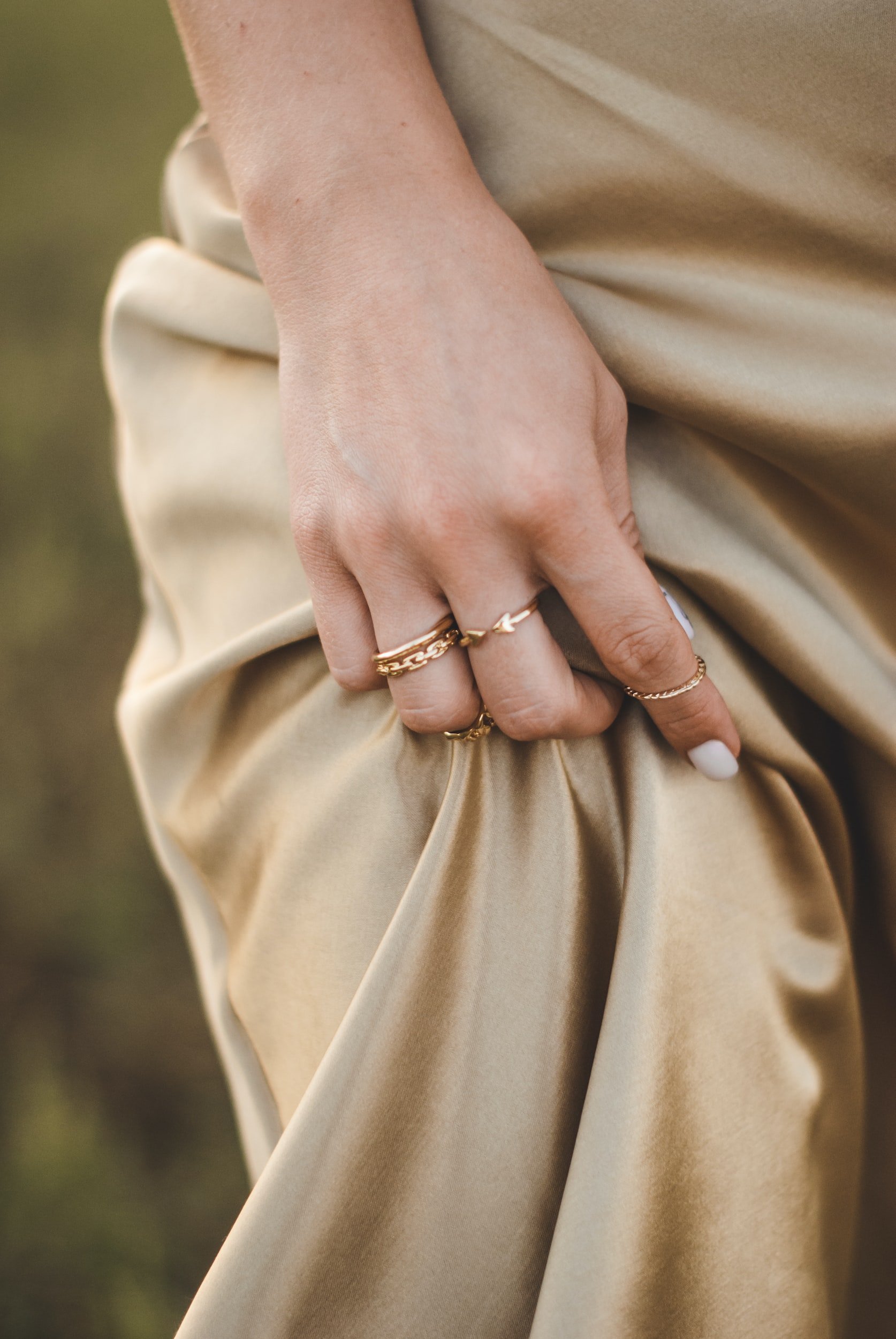 5 Outdated Jewelry Trends (and What We're Wearing Instead) – Ring