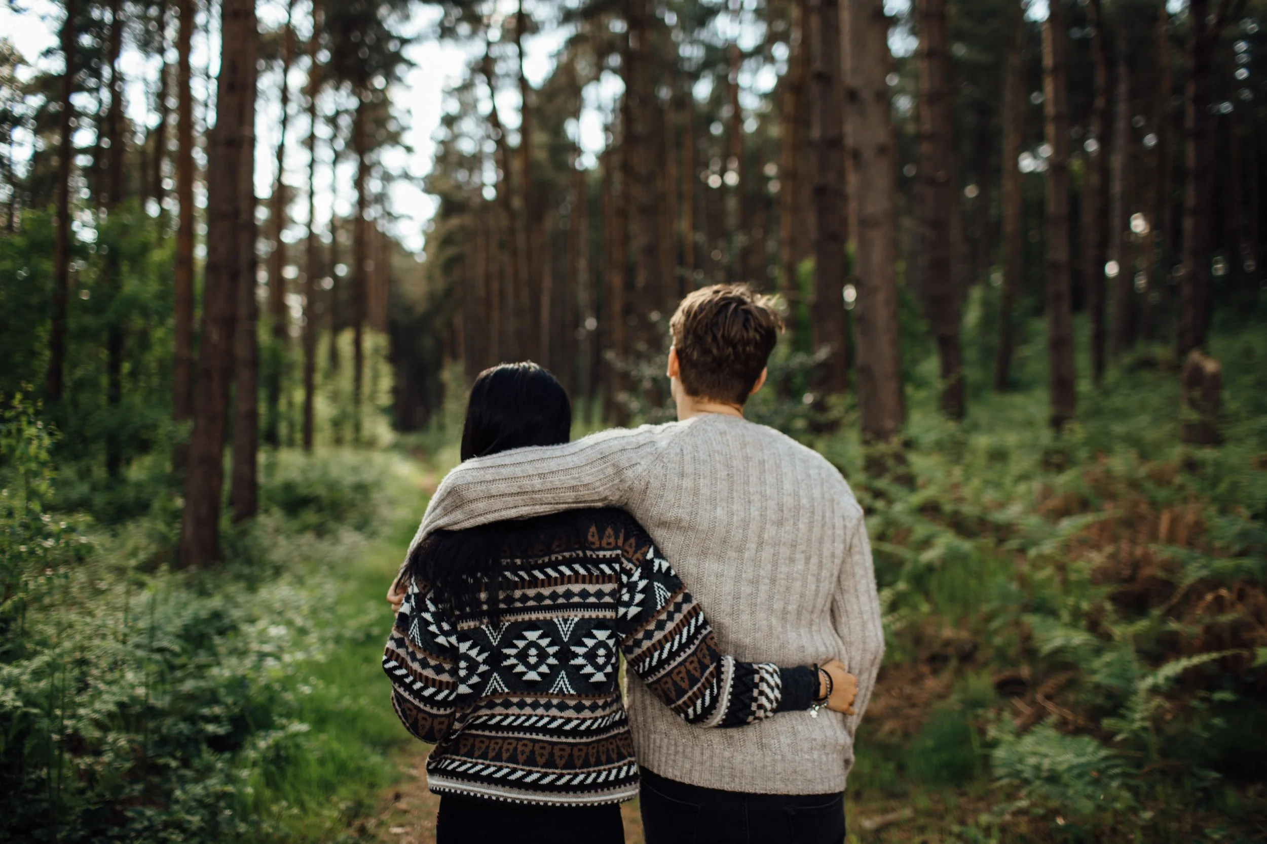 6 Style Tips On How To Layer Your&nbsp; Sweaters This Winter