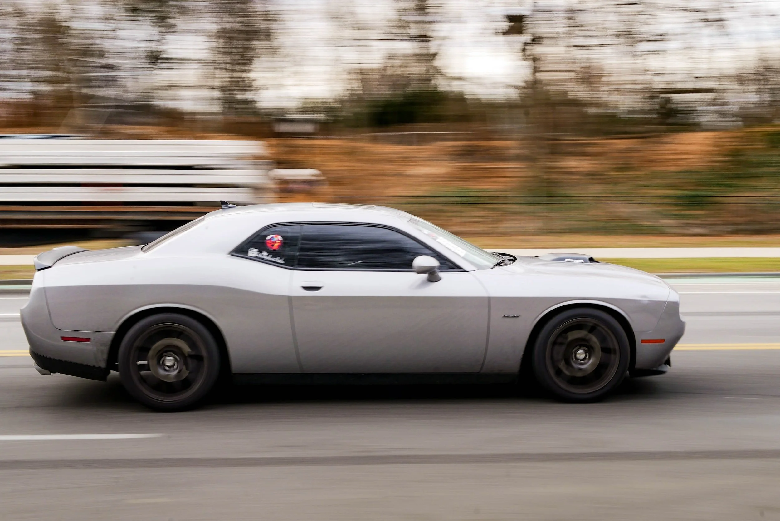 Can A Canadian Buy A Car in the US?
