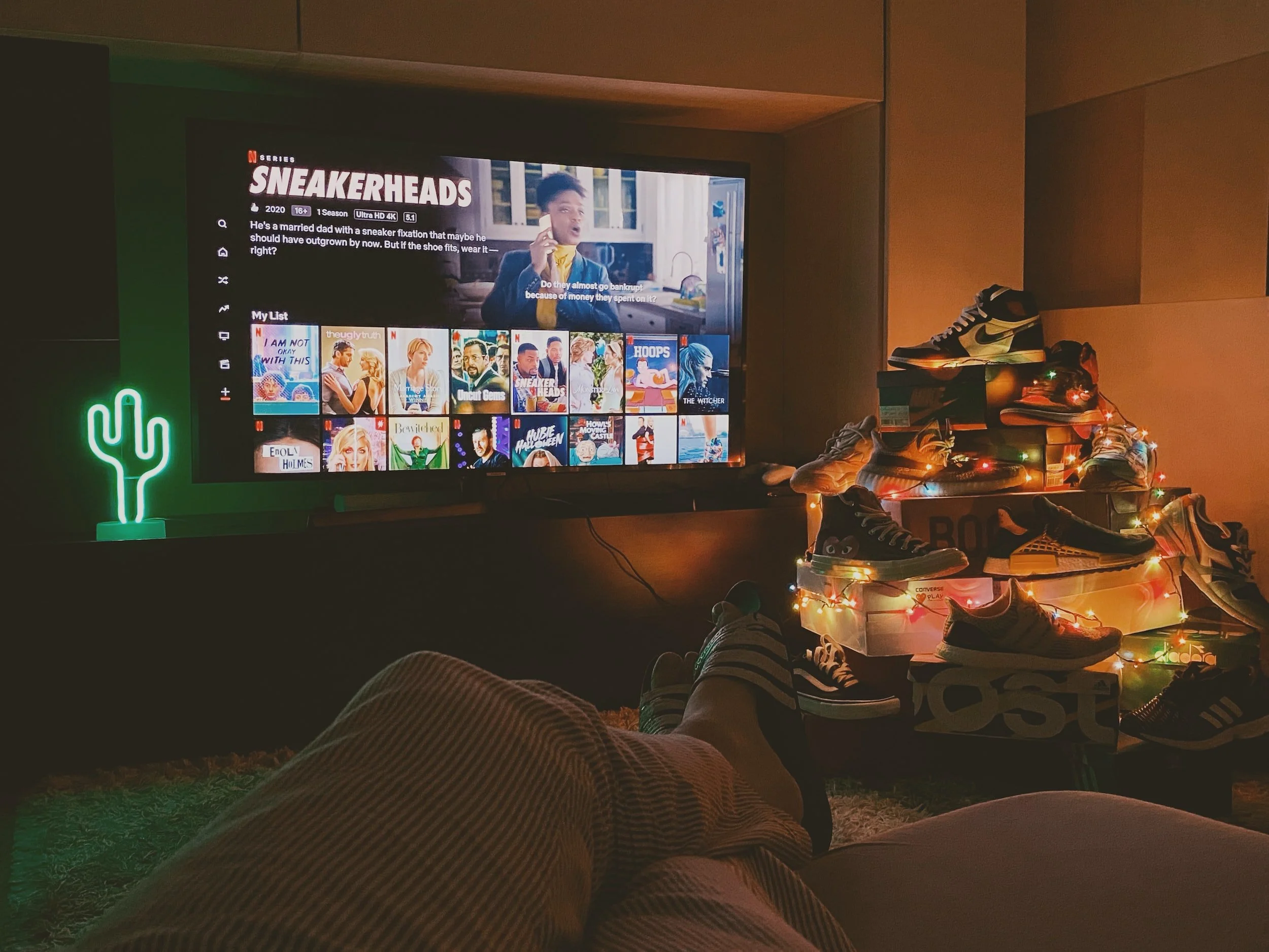 Organize The Perfect Movie Night - A How-To Guide