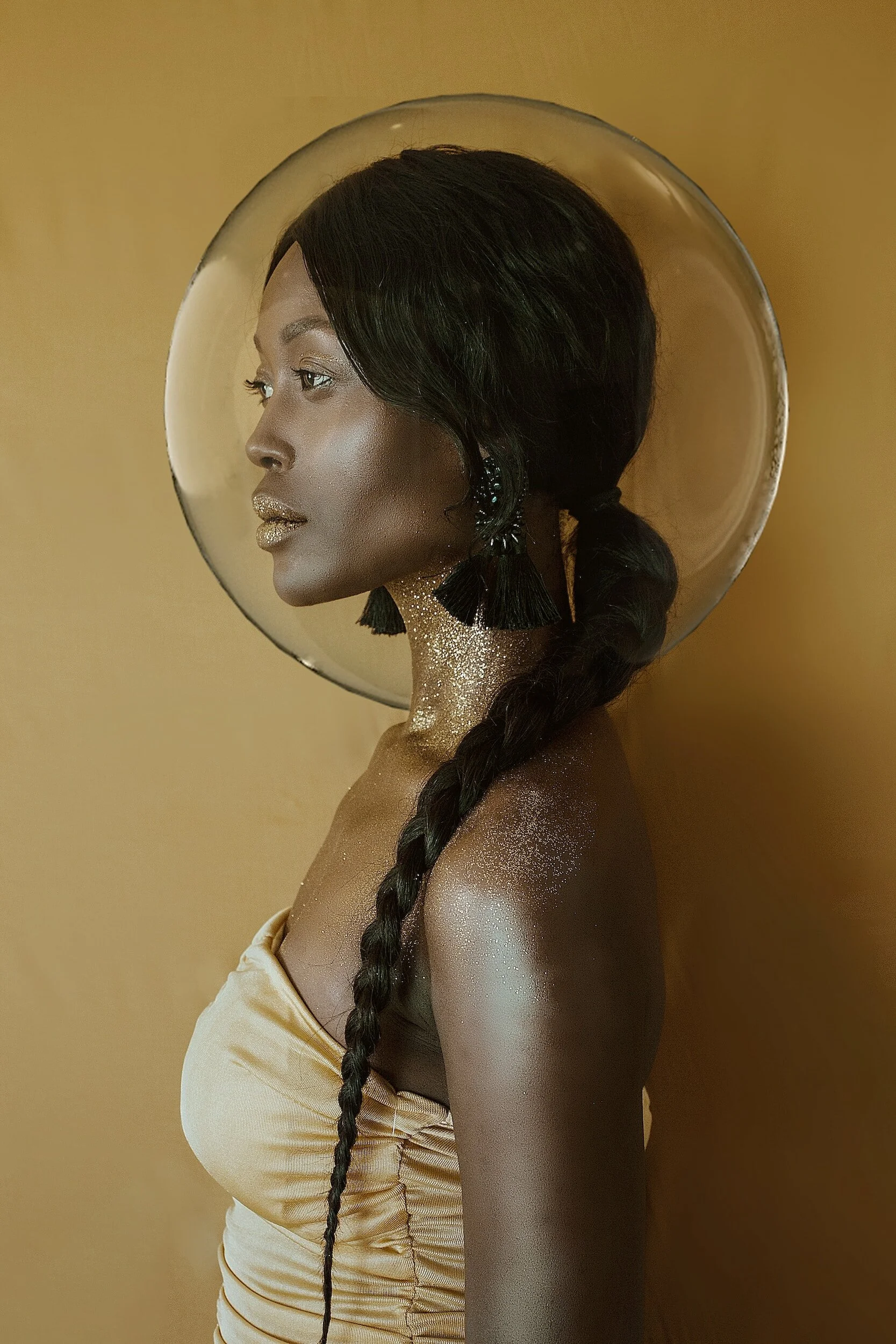 Say Goodbye to Complicated Installations: Glueless Wigs for the Win!