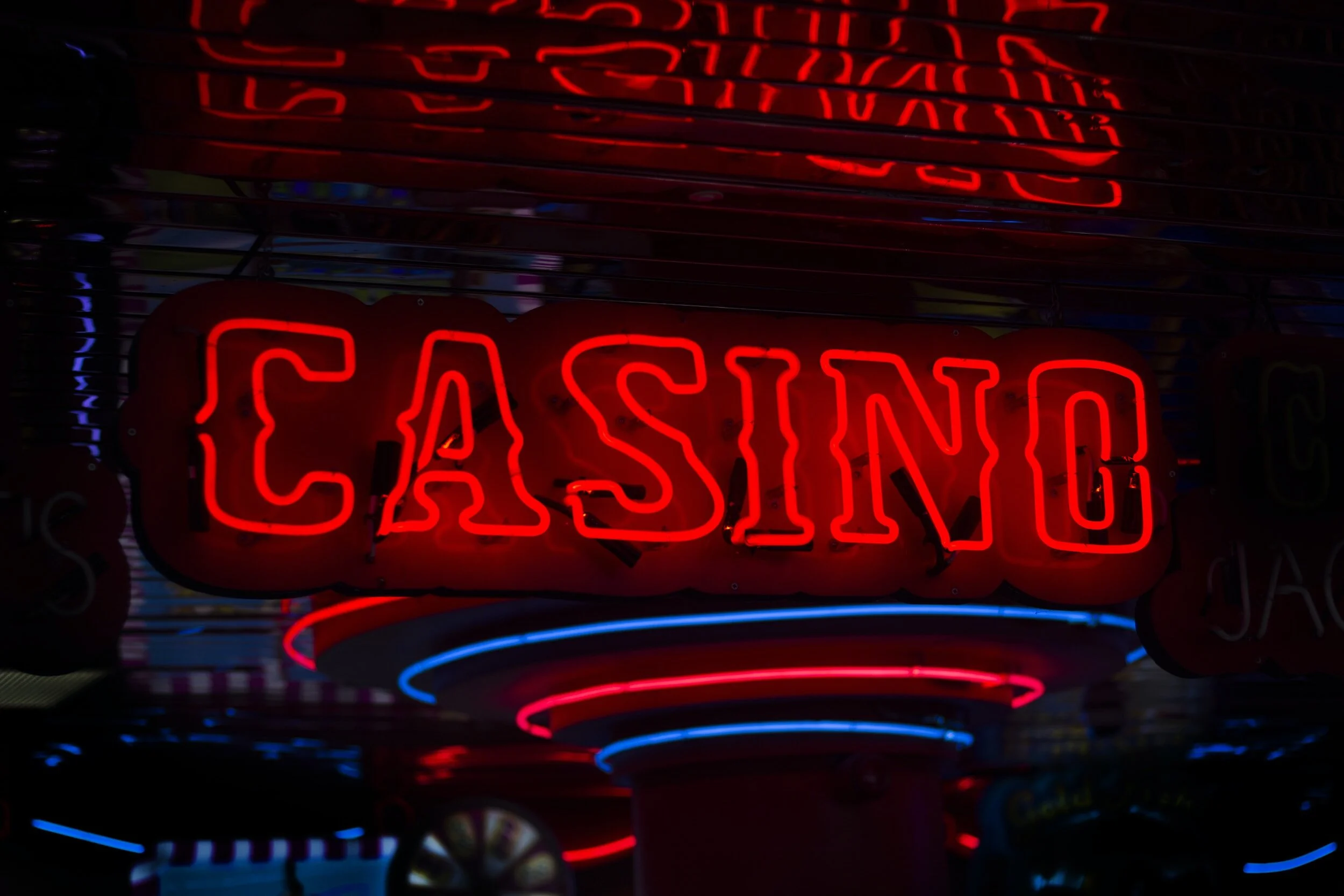 How to Stay Safe When Playing at an Online Casino