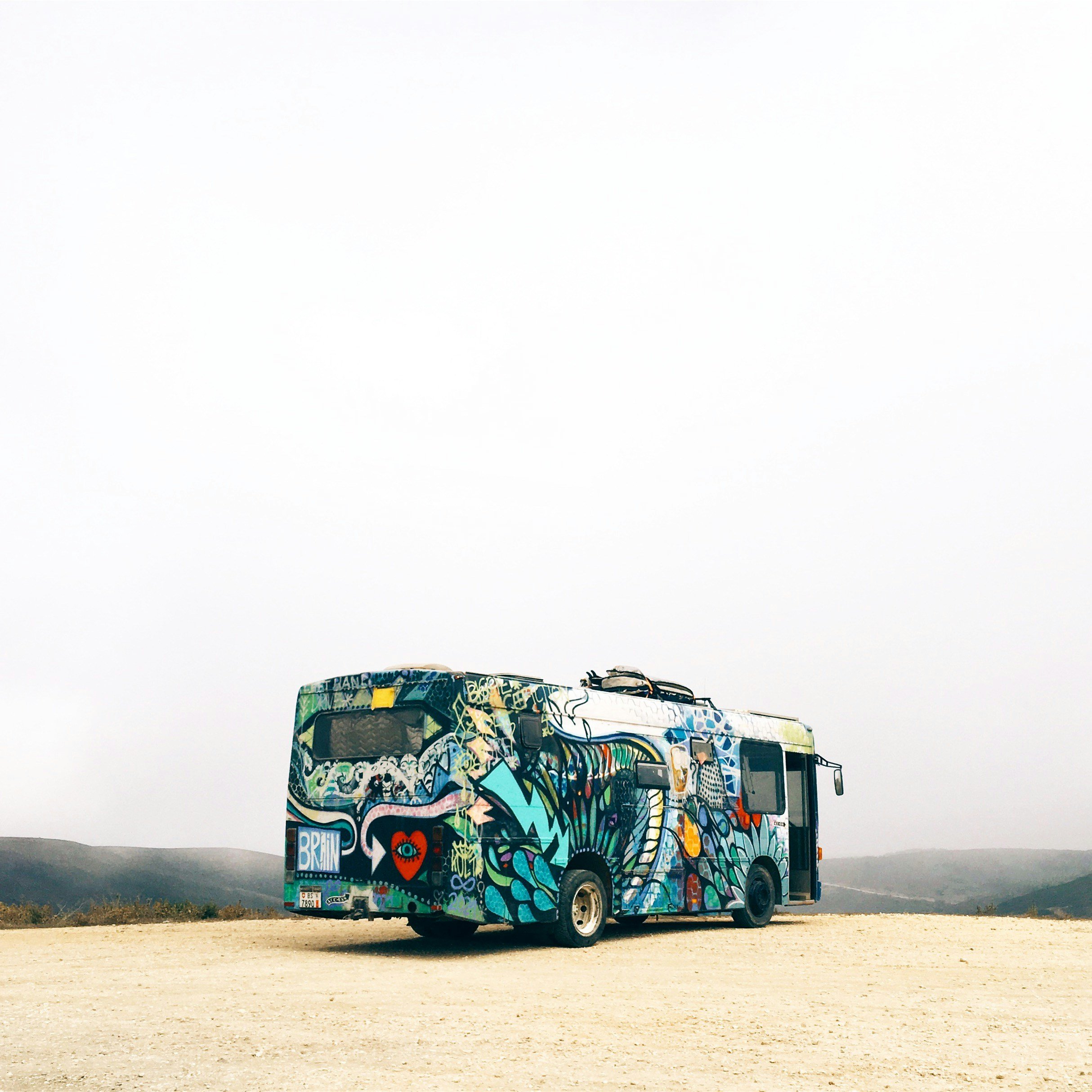 Top Benefits of Shuttle Rentals for Wedding Transportation