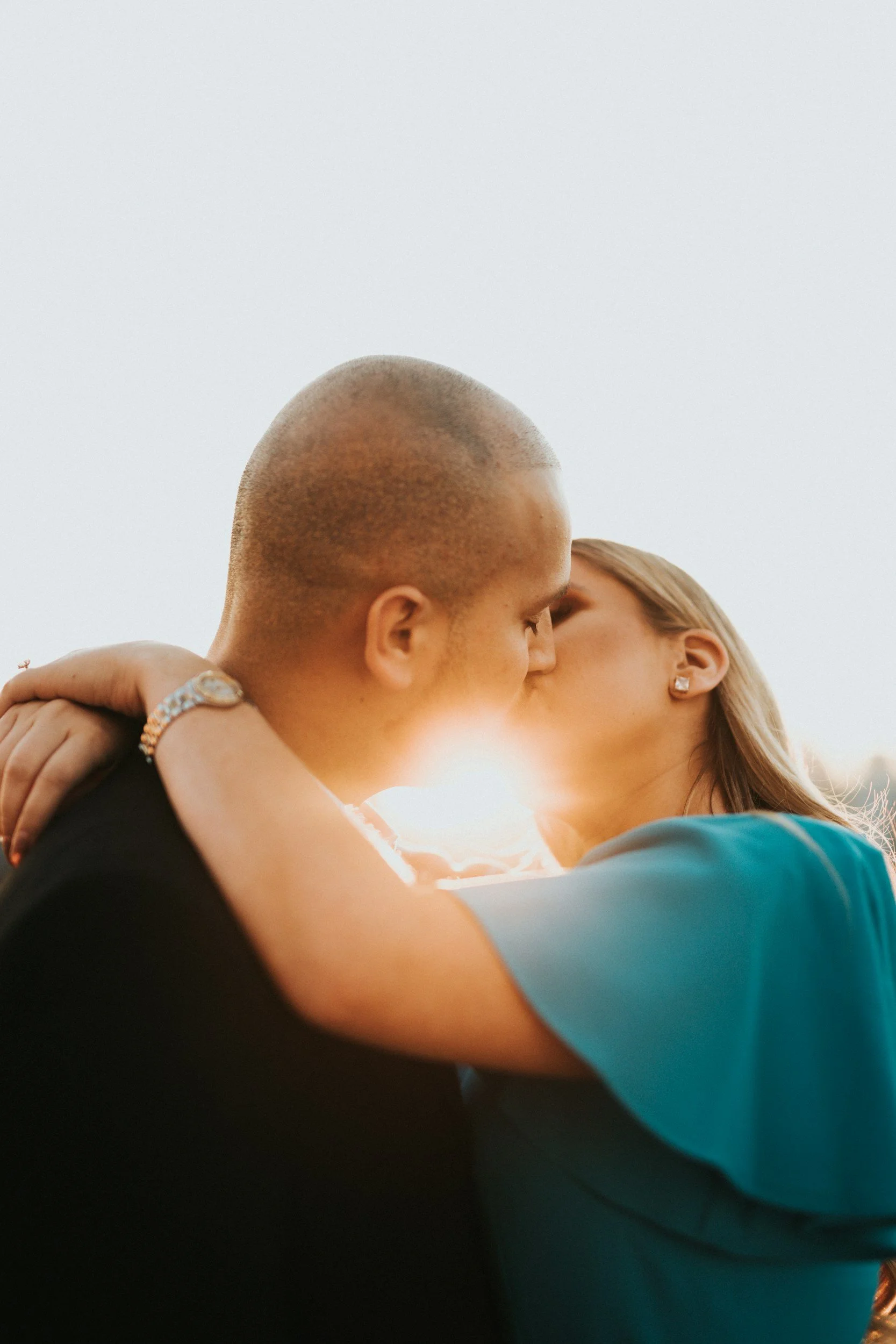 Craigslist Personals Alternatives: 8 Sites Like Craigslist
