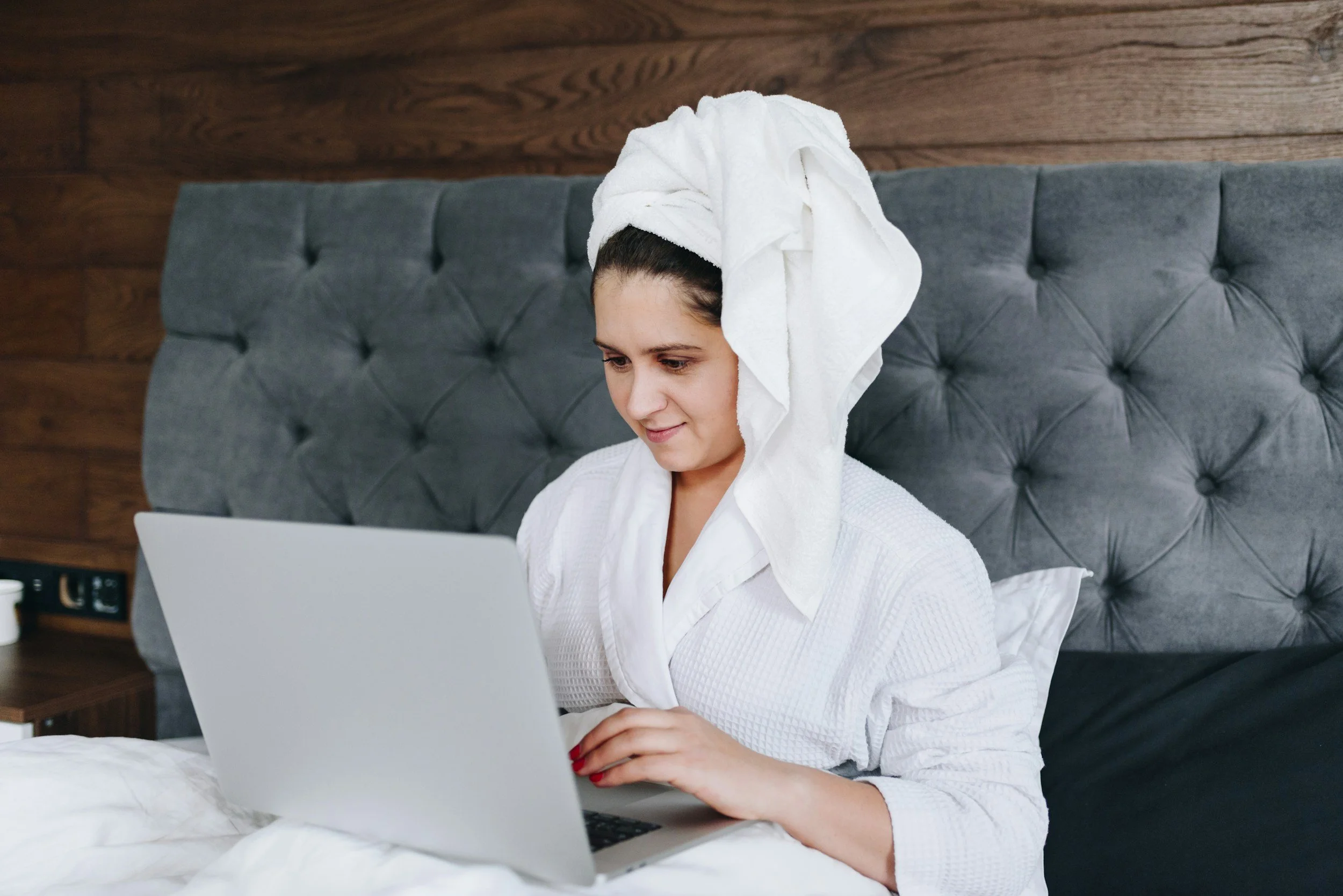 Your Guide to Cam Sites: Finding Quality Content and Safe Viewing in 2024