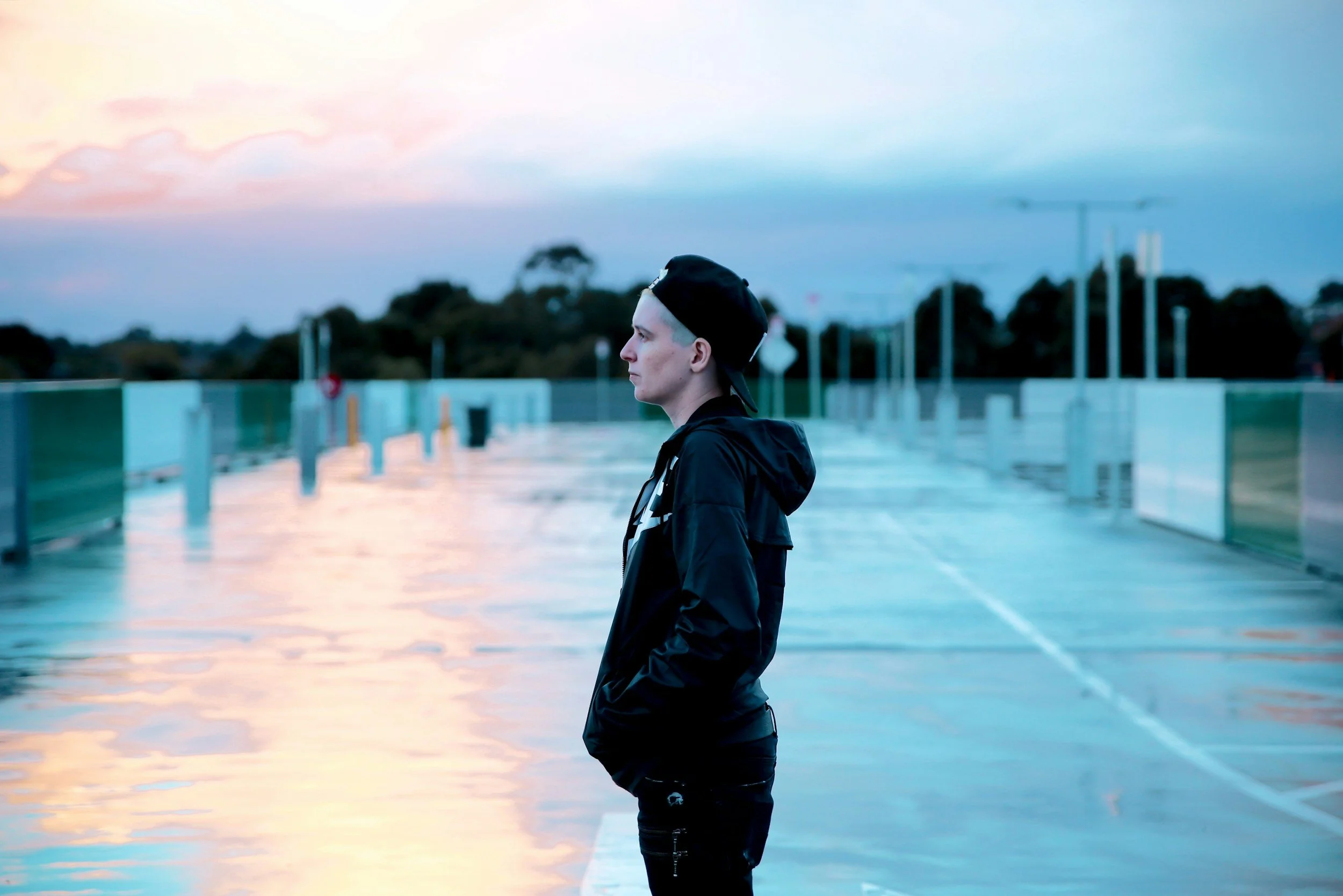 Hiyatee.com – Your Ultimate Destination for Trendy Hoodies, Sweatshirts, and T-Shirts