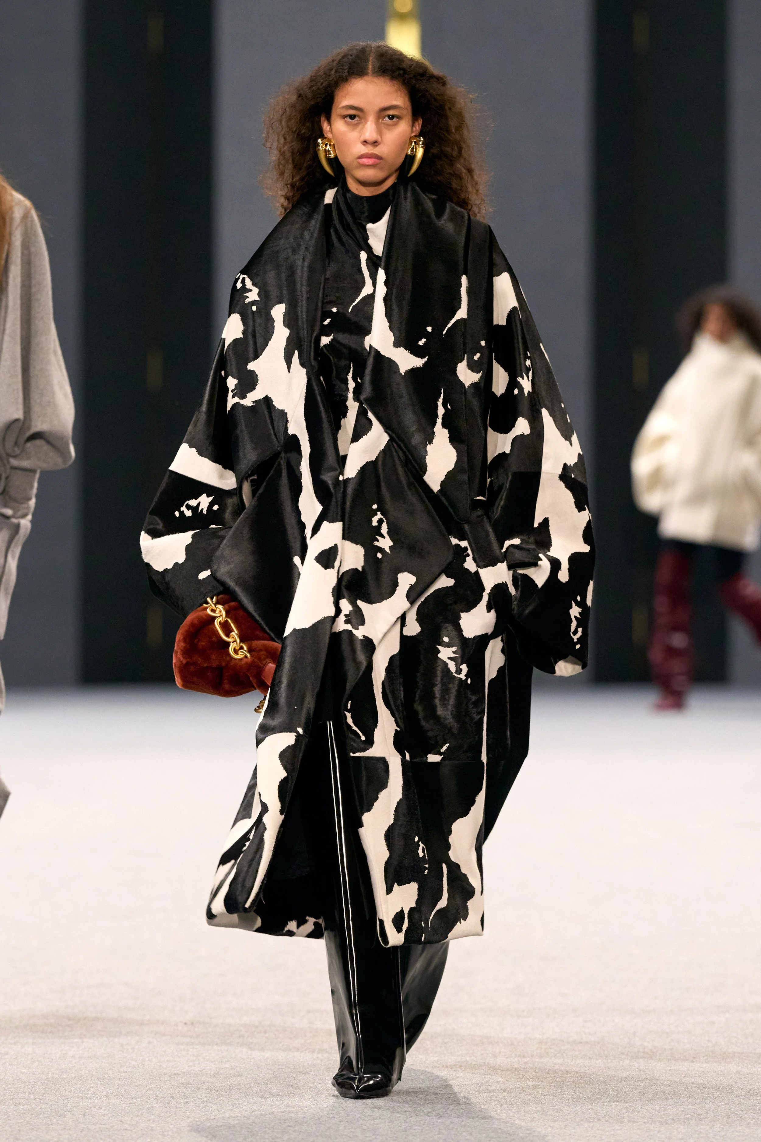 Reinventing Boldness: Balmain's FW25 Collection