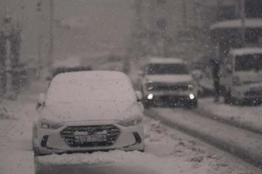 How Weather Conditions Contribute to Auto Accidents