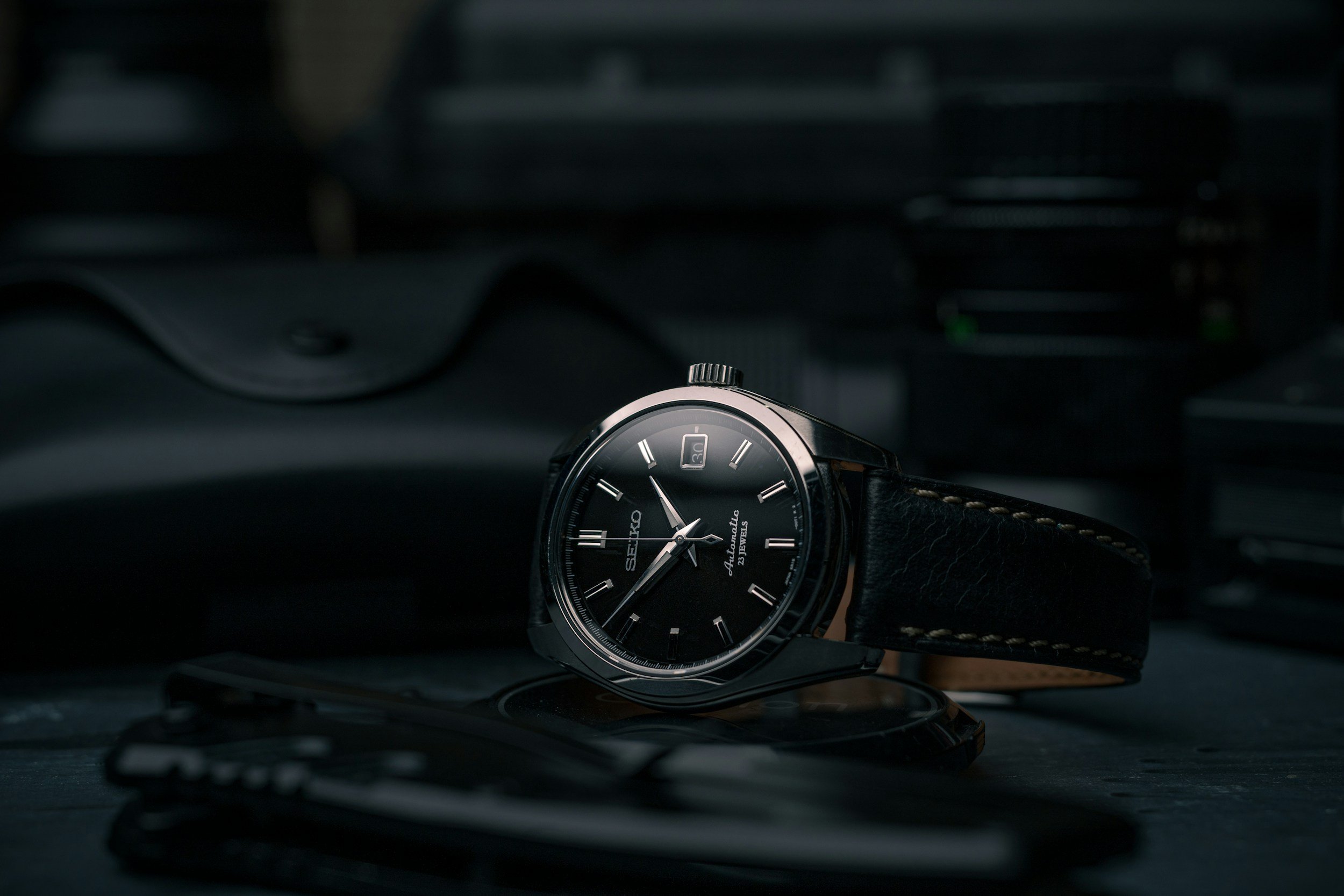 Transform Your Fashion Look by Investing in a High-Quality Watch