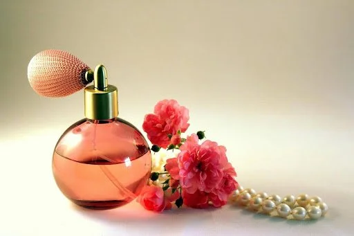 6 Common Factors That Influence Perfume Choices