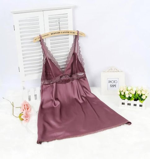 How to Pick the Best Silk Nightgowns for Maximum Comfort 