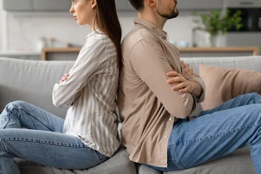 Signs She Will Cheat: How to Spot Trouble Before It Starts