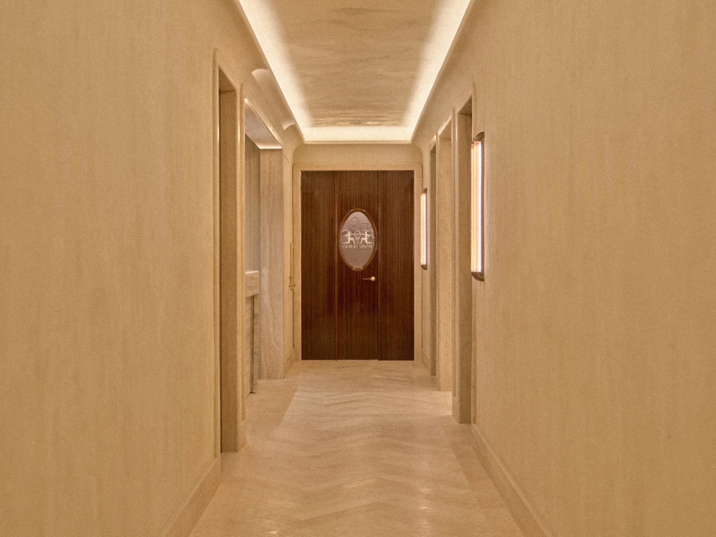 15-250828_KITHIVY_INTERIORS_HALLWAY_0192_C_HDR.jpeg