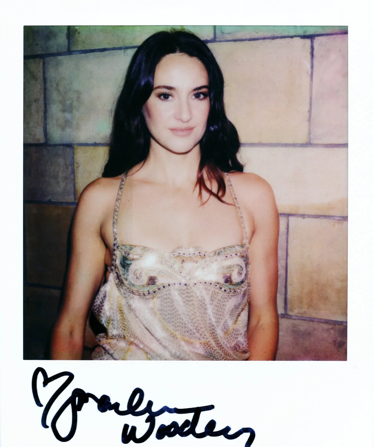 Versace The Albies Shailene Woodley by Andrew Tess_01.jpg