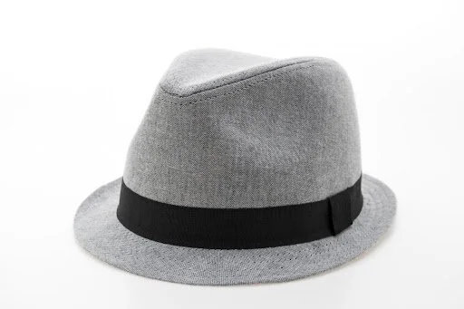 Choosing Between Fur Felt and Wool Felt Hats: Which Is Right for You?