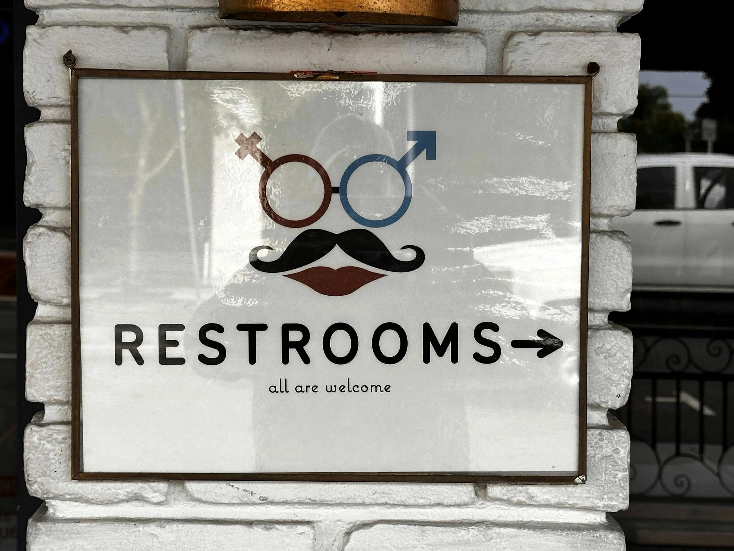 How Luxury Restroom Trailer Rentals Elevate Guest Comfort and Enhance the Experience at High-End Events