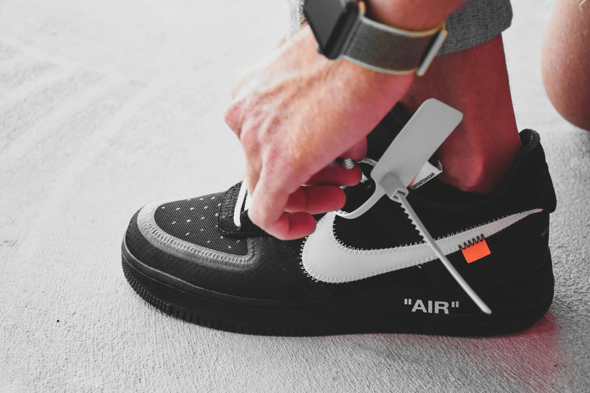 Wet Wipes Are the Worst Thing for Your Sneakers, According to a Footwear Expert