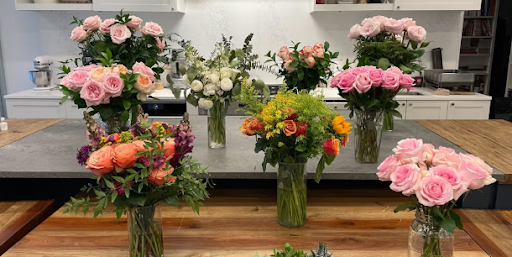 How to Choose the Perfect Bouquet for Flower Delivery in Springfield