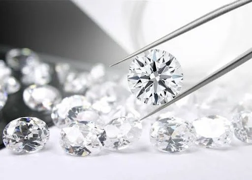 Choosing Large Lab-Created Diamonds: Style Tips That Actually Work