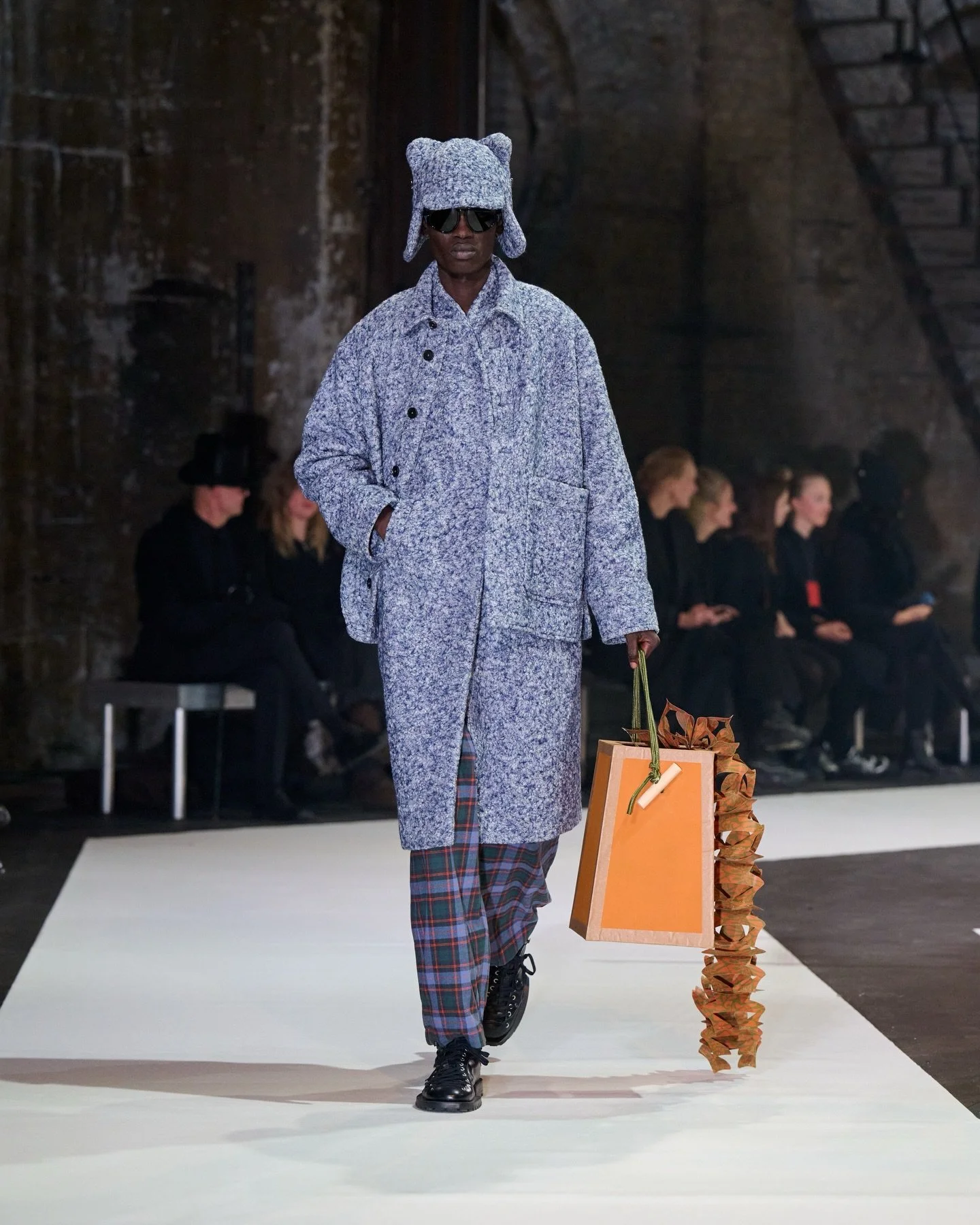 From island discovery to runway allegory&hellip; @henrikvibskov | @reveriepage | 

AW26 reframes the frog as a symbol of interdependence, with hikers, harnesses, and sculptural spines underscoring the beauty (and burden) of carrying one another. 25 y