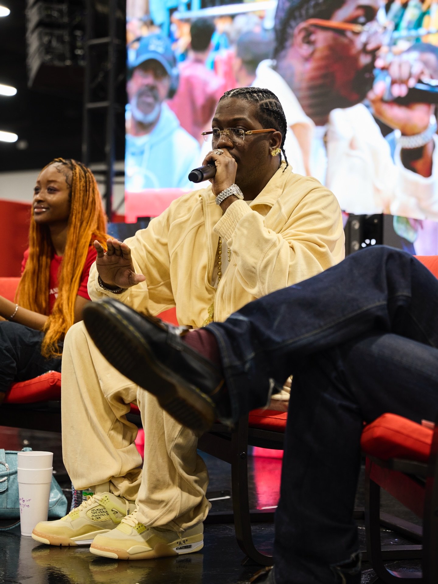 Vintage culture showed up and showed out in Atlanta. More than 12,000 attendees packed the floor at @thrift_con &hellip; @reveriepage | 

Explore 100,000 square feet of vintage, tastemakers shaping the resale economy, and witness the natural crossove