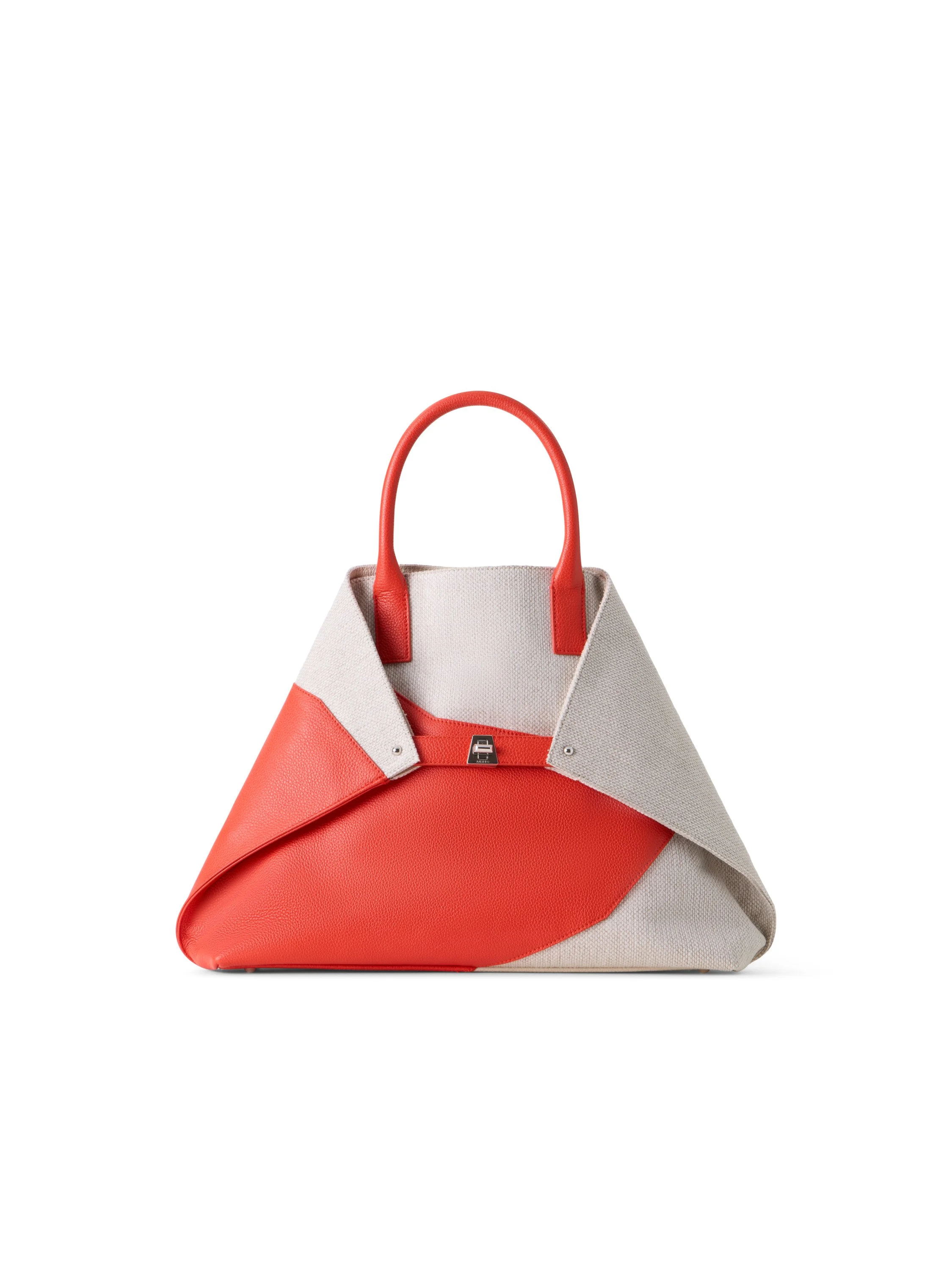 AC 09 1016 PA 95844 542_25-09-10_030131.jpg