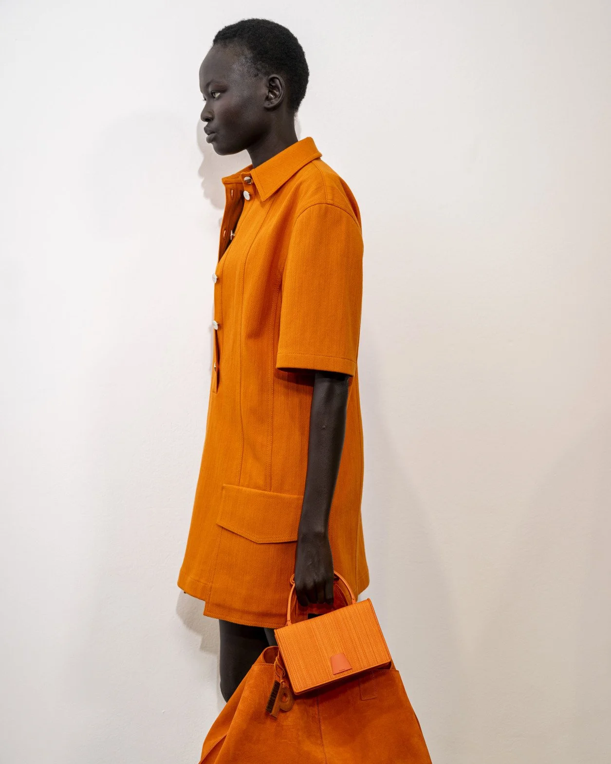 Akris SS26 Defines the Art of Dressing Lightly for High Summer