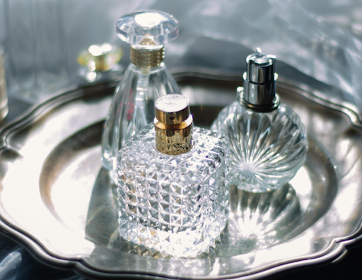 Best Luxury Fragrances Every Woman Should Try in 2026