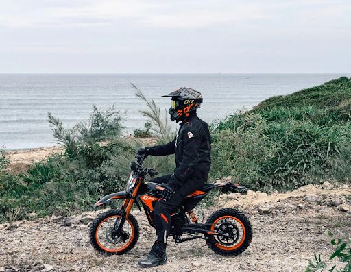 Why Electric Dirt Bikes Are Becoming Part of Skill-Based Outdoor Recreation