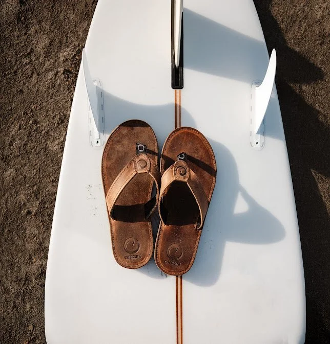 Origins Freedom Flop Leather Sandal: Summer Footwear For Endless Treks