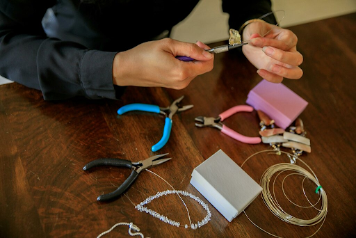 Why Every Jewellery Maker Needs Quality Craft Wire in Their Kit