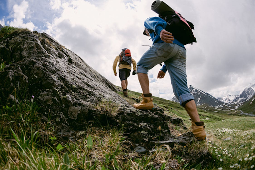 Outdoor Hobbies That Help You Disconnect From Screens and Reconnect With Adventure